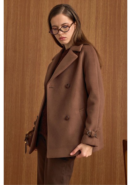 Pelerin ve Kol Patı Detaylı Kruvaze Kısa Kaban A.KAHVE 3161 fırsatları