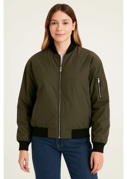 Haki Bomber Ceket - İçi Astarlı Fermuarlı Rahat Kesim Su İtici Özellikli Mont Mevsimlik Dış Giyim modelleri