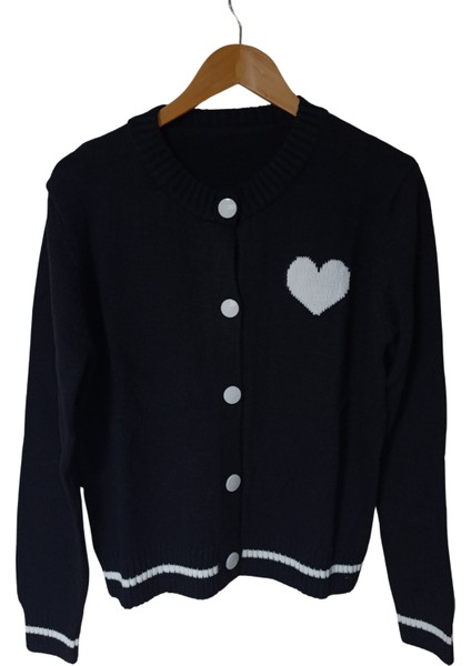 Kalp Detaylı Triko Hırka