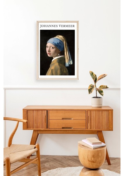 Inci Küpeli Kız Ahşap Çerçeveli Tablo modelleri