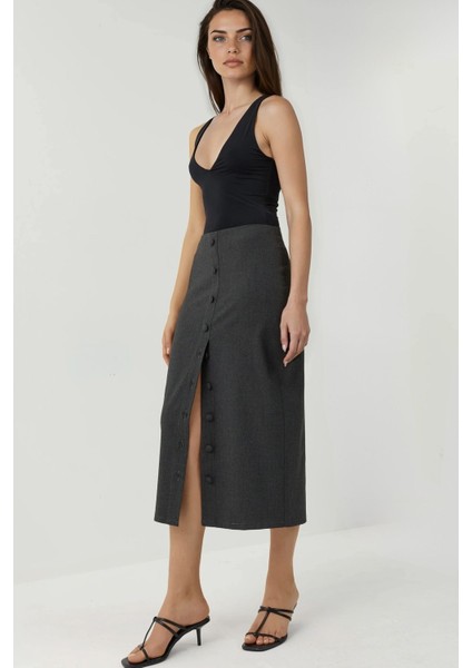 Kadın Düğmeli Yırtmaç Detaylı Yüksek Bel Maxi Kalem Etek Koyu Gri