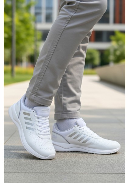 Beyaz Bağcıklı Hafif Esnek Erkek Spor Ayakkabı Nereus M modelleri