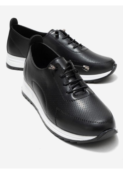 Kum Baskılı Yumuşak Tabanlı Kadın Ayakkabı Siyah Cilt