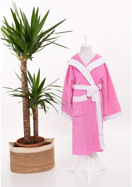 Kapşonlu Kız Erkek Lüx Kadife Çocuk Bornozu Pembe