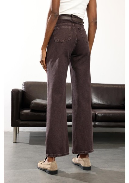 Yıkamalı Kahve Yüksek Bel Düz Kesim Jean 8005