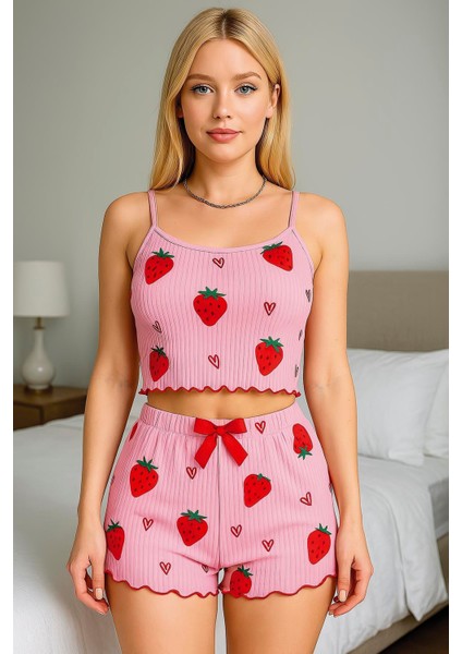 Pembe Çilek Desenli Pamuklu Şortlu Askılı Pijama Takım