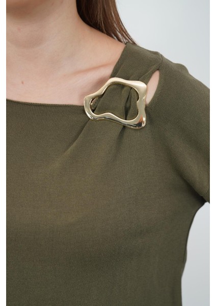 Yaka Metalli Uzun Kol Triko-Haki indirimleri