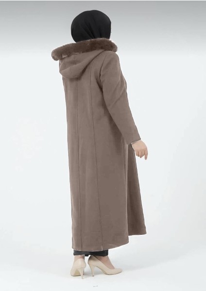 Çakıl Kadın Büyük Beden Astarlı Tesettür Kapüşonlu Düğmeli Kaşe Manto modelleri