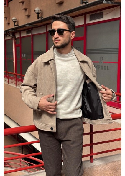 Gömlek Yaka, Oversize-Fit, Old Money Culture, Düğmeli, Kaşe Kumaş Ceket 24USEC05 indirimleri