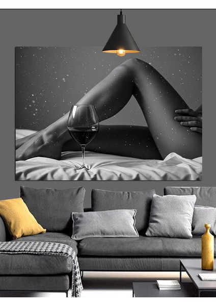 Uzun Bacaklı Yatan Kadın Figürü Dekoratif Kanvas - Mdf Ahşap Tablo fırsatları