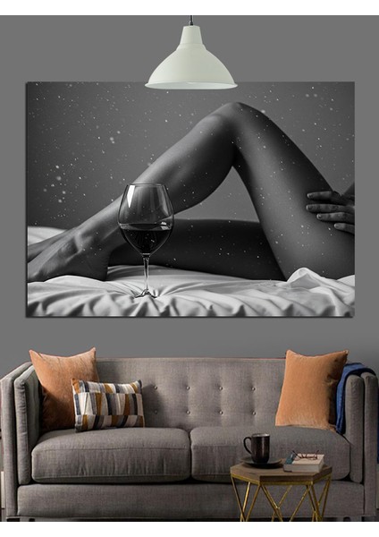 Uzun Bacaklı Yatan Kadın Figürü Dekoratif Kanvas - Mdf Ahşap Tablo indirimleri