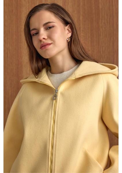 Kapüşonlu Beli Lastikli Oversize Kısa Kaban SARI 3162 indirimleri
