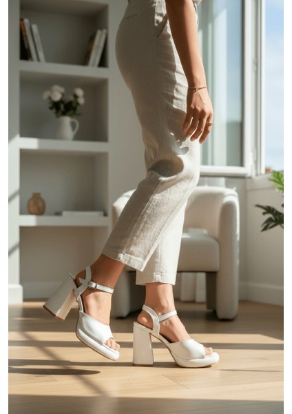 Bello Beyaz Cilt ( 9 cm Topuk ) Platform Topuklu Günlük Ayakkabı indirimleri