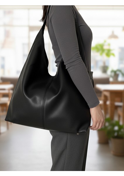 Aria Geniş Omuz Çantası fiyatları