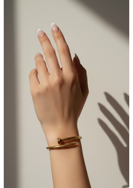 Çelik Taşsız Çivili Kelepçe Bileklikcrtıer-Cvl-Blk-Gld indirimleri