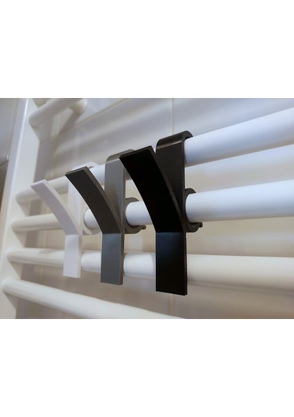 Havlupan Havlu Askısı 2’li – 20–22 mm Uyumlu, Tak-Çıkar (Siyah/beyaz/gri) modelleri