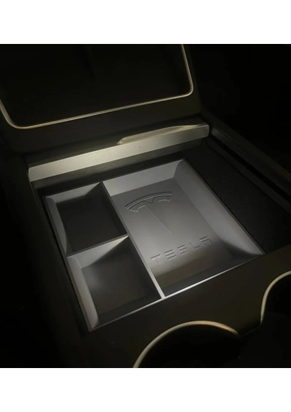 Tesla Model Y Juniper Arka Havalandırmalar Için Koruma Kapakları - 3'lü Set ve Orta Konsol Düzenleyici fiyatları