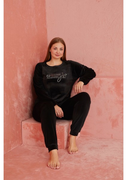 Calia 8701 Uzun Kollu Kadife Battal Beden Kadın Pijama Takımı