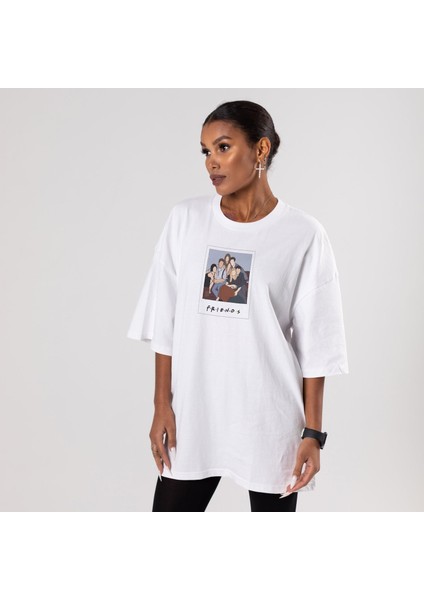 Friends Silüetli Oversize Tişört - Beyaz fiyatları