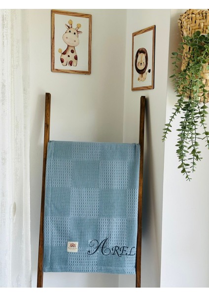 Ftbabycollection Çift Taraflı Kişiye Özel Isim Nakışlı Waffle Pike & Müslin Bebek BATTANIYESI 90X100 CM fiyatları