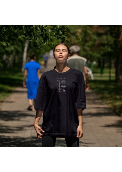 Fender Stratocaster Gitar Oversize Tişört - Siyah fiyatları