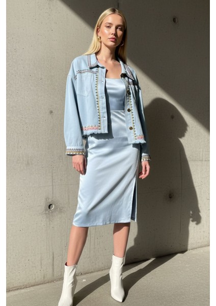 Kadın Açık Mavi Nakışlı Işlemeli Uzun Kollu Düğmeli Oversize Kot-Denim Jean Ceket - Kadın Ceket fiyatları
