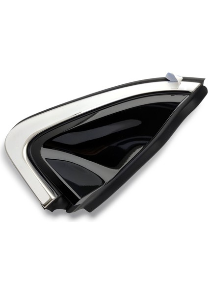 Arka Kapı Açma Yuvası Köşe Plastiği Üçgeni Krom Sağ - Renault Clio 5 833302841R - 833308904R modelleri