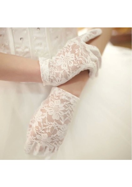 Bfs Beyaz Renk Kısa Dantelli Eldiven