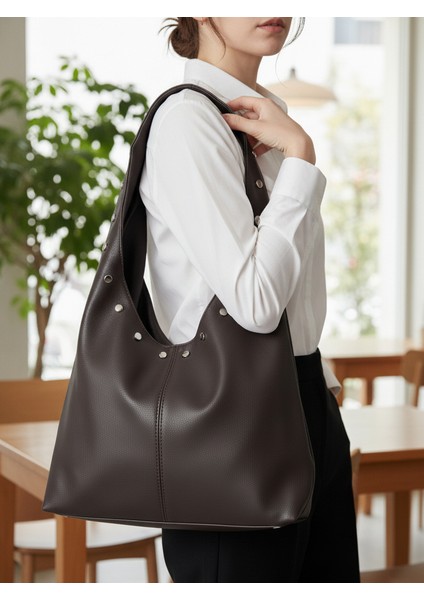 Zımbalı Omuz Çantası fiyatları