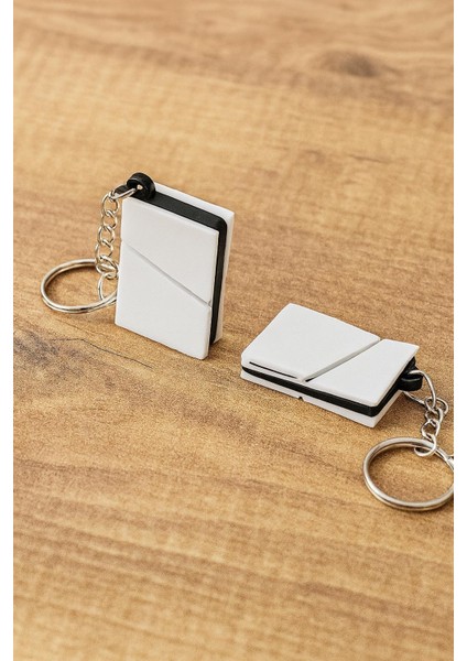 Ps5 Tasarımlı Mini Konsol Anahtarlık – Ps5 Anahtarlık