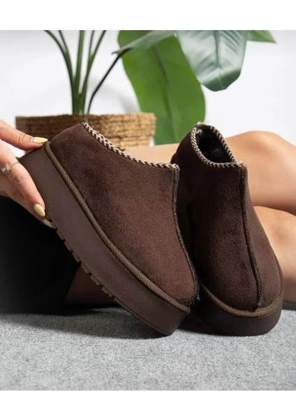 Kahverengi Süet Mini Boy Nakışlı Bot modelleri