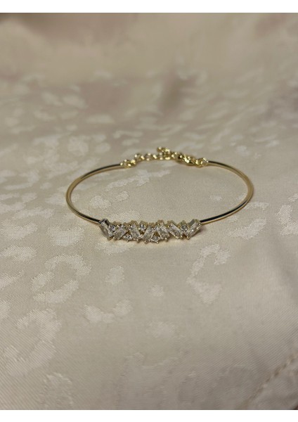 14 Ayar Altın Kaplama Renginde Taşlı Ince Ayarlanabilir Kelepçe fırsatları