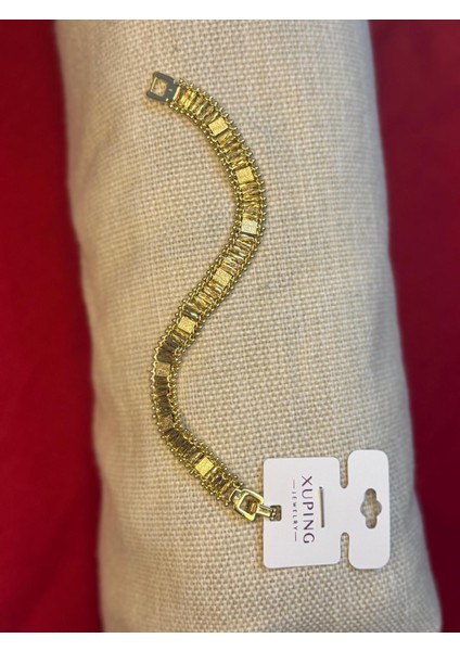 14 Ayar Altın Kaplama Renginde Şerit Model Bileklik fırsatları