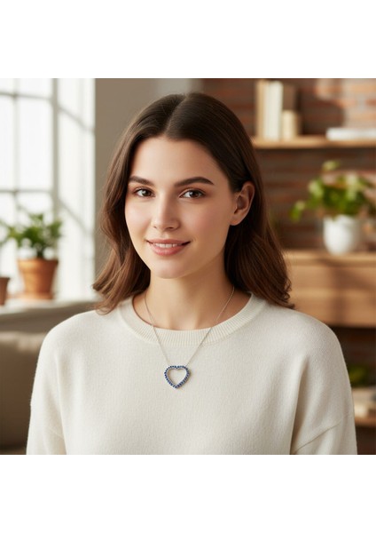 925 Ayar Gümüş Lacivert Zirkon Taşlı Kalp Kolye, Şık ve Zarif Kadın Takısı