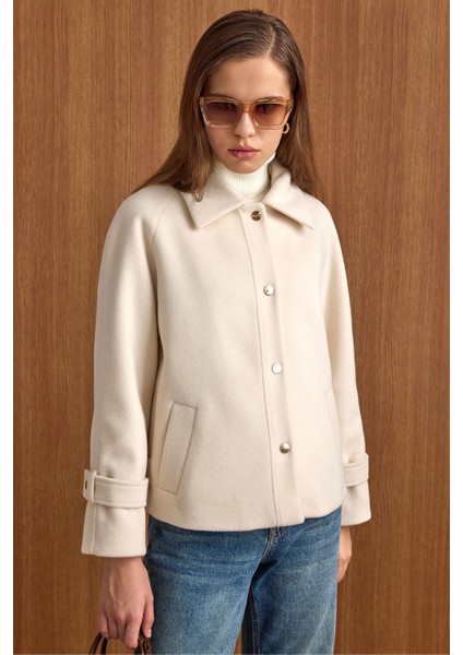 Çıt Çıt Kapamalı Pat Detaylı Kısa Kaban EKRU 3163 fiyatları