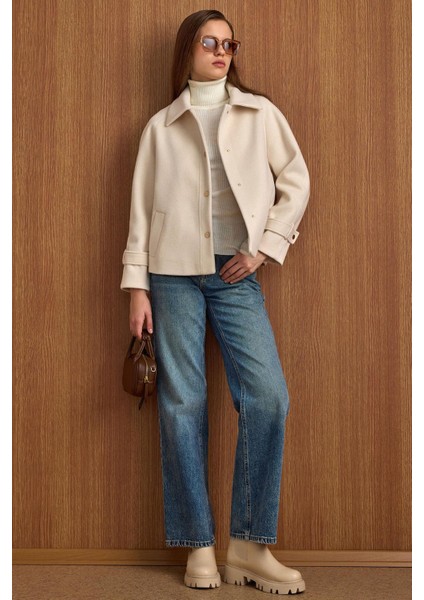 Çıt Çıt Kapamalı Pat Detaylı Kısa Kaban EKRU 3163 modelleri