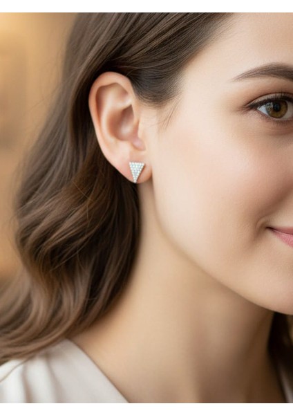 Kadın 925 Ayar Gümüş Zirkon Taşlı Üçgen Küpe, Iç Içe Üçgen Küpe fırsatları