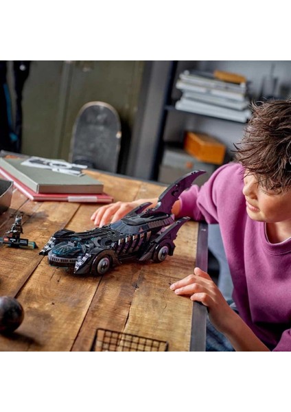Bfs Batman: Batman Forever Batmobile 76304 modelleri