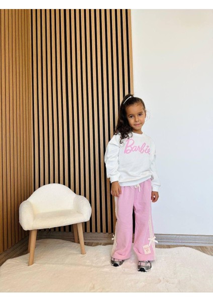 Barbie Kabartma Barbie Yazı 3 Iplik Kumaş Kız Çocuk Alt Üst Takım Süper Kalite Sırt Baskı ve Eşofman Detay