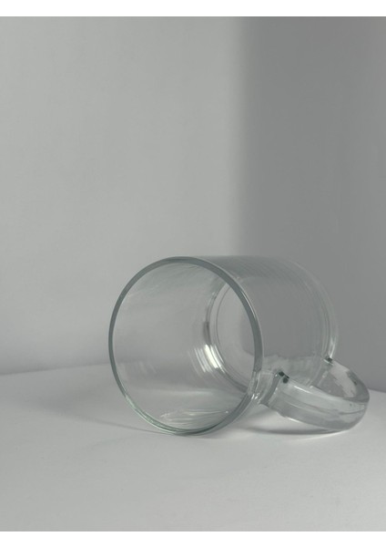 Kişiselleştirilebilir Şeffaf Kulplu Modern Tasarım Bardak | Yelkovanstudio modelleri