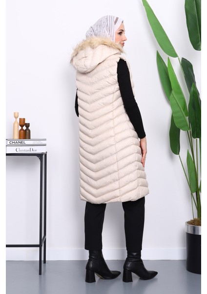 Bej Kapüşonlu Uzun Şişme Yelek fırsatları