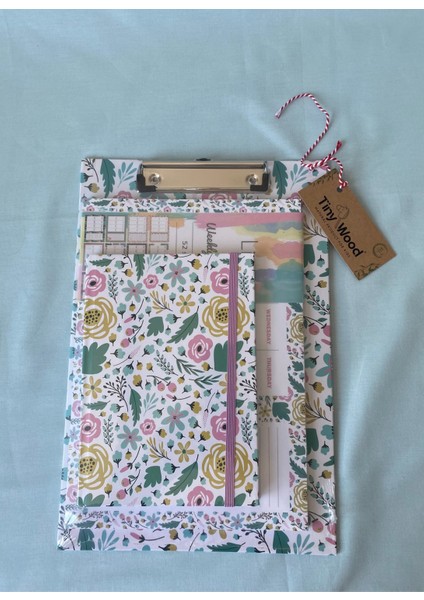 Sekreterlik Dosyası, Defter ve Haftalık Planlayıcı 3’lü Kırtasiye Seti – Okul ve Ofis Hediye Seti indirimleri