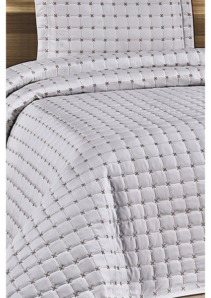 Modern Gri Nakışlı Kapitone Yatak Örtüsü Seti – 3 Parça (Çift Kişilik) modelleri