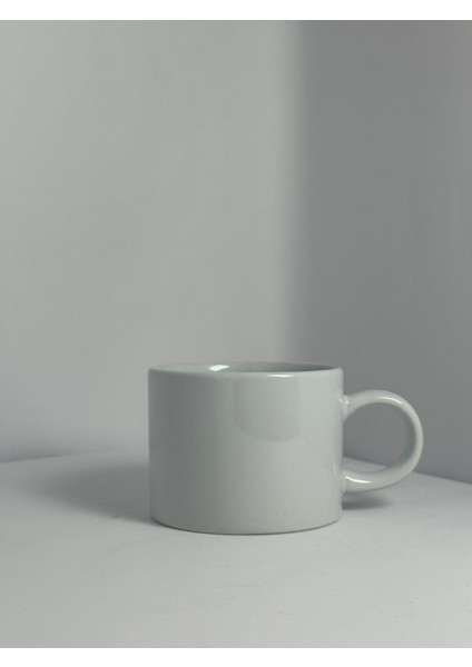 Kişiselleştirilebilir Beyaz Minimal Modern Tasarımlı Porselen Fincan | Yelkovanstudio fiyatları