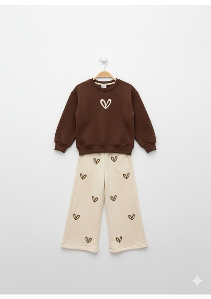 Kız Kalpler Nakış Detaylı Takım fiyatları