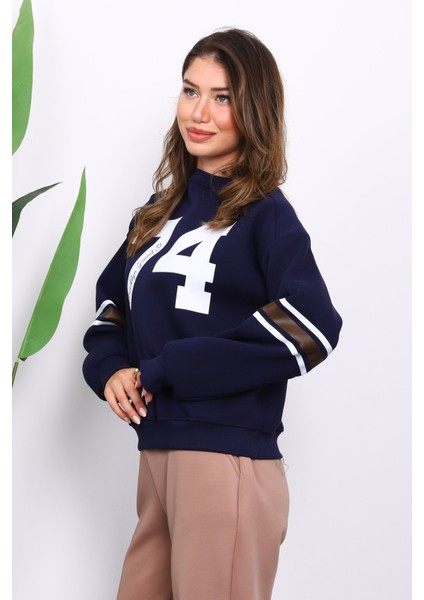 Lacivert Ön Ve Kol Baskılı Üç İplik Sweat modelleri
