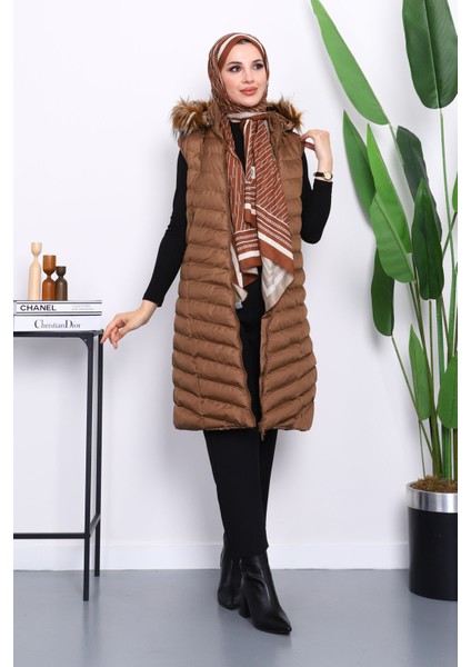 Kahverengi Kapüşonlu Uzun Şişme Yelek fiyatları