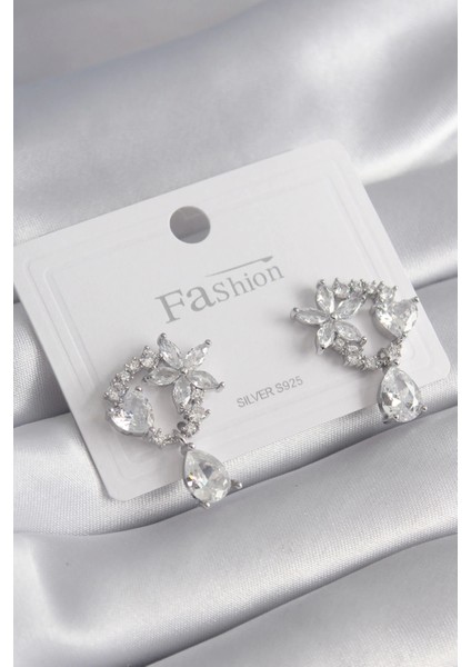 Bfs Pirinç Gümüş Renk Zirkon Taşlı Çiçek Model Sallantı Detay Kadın Küpe