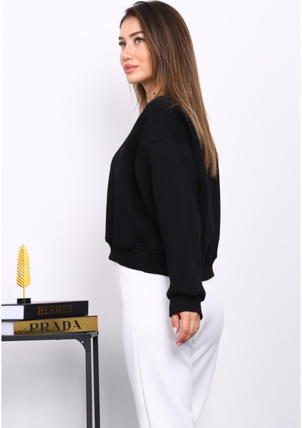 Siyah Bisiklet Yaka Nakışlı Üç İplik Kısa Oversize Sweat modelleri