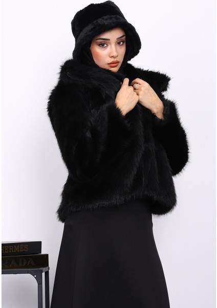 Siyah Astarlı Kısa Kürk Kaban modelleri